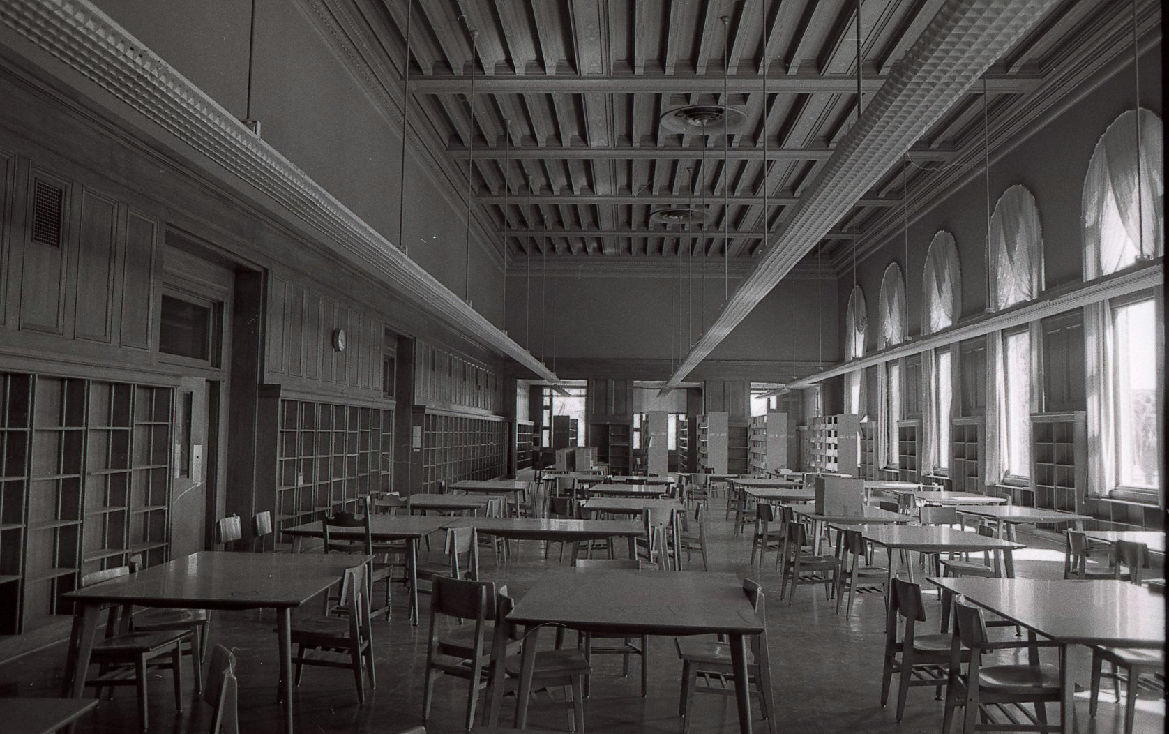 Old Main Library on UA campus